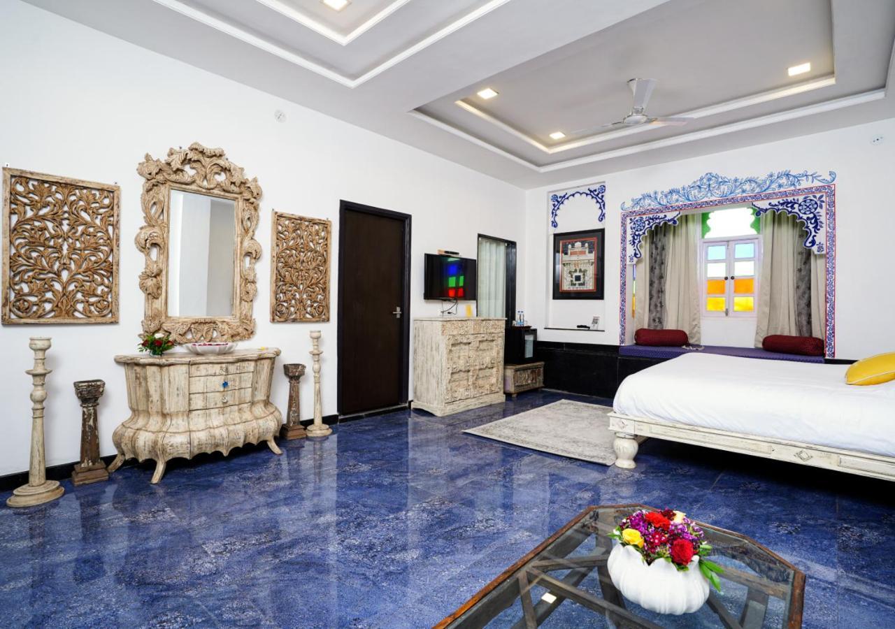 Bloom Boutique L Lake Pichola Udaipur Exterior photo
